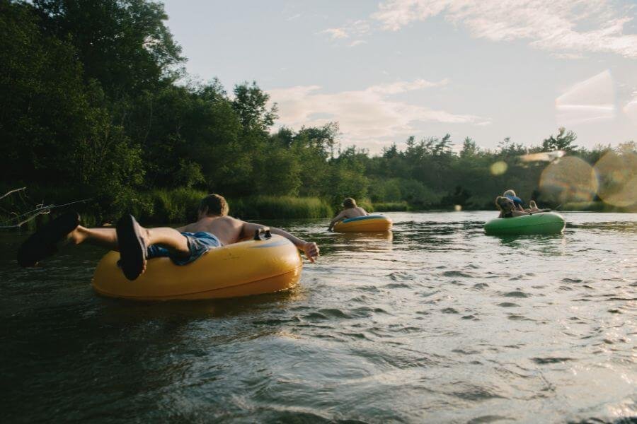 summer bucket list idea- tubing/paddle boarding down a lazy river