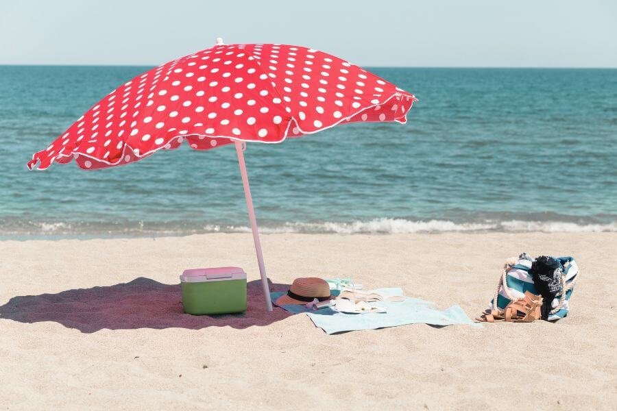 summer bucket list beach day